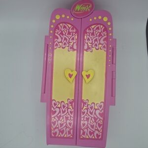 Working - 2005 Winx Club Magic Wardrobe Playset